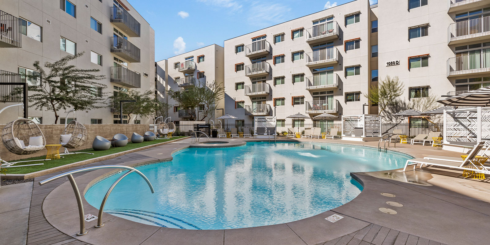 Vertex Apartments